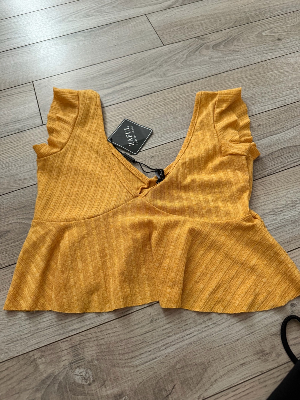 Zaful Mustard Yellow Ribbed Flutter-Sleeve Crop Top